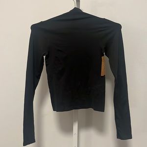 SKIMS NWT Soft Smoothing Seamless Turtleneck Top